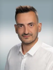 Dr. Gyenes Nándor